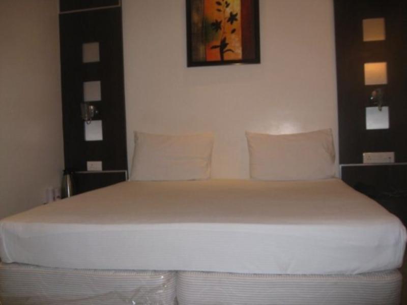 Hotel D'Grand Bareilly Exterior photo