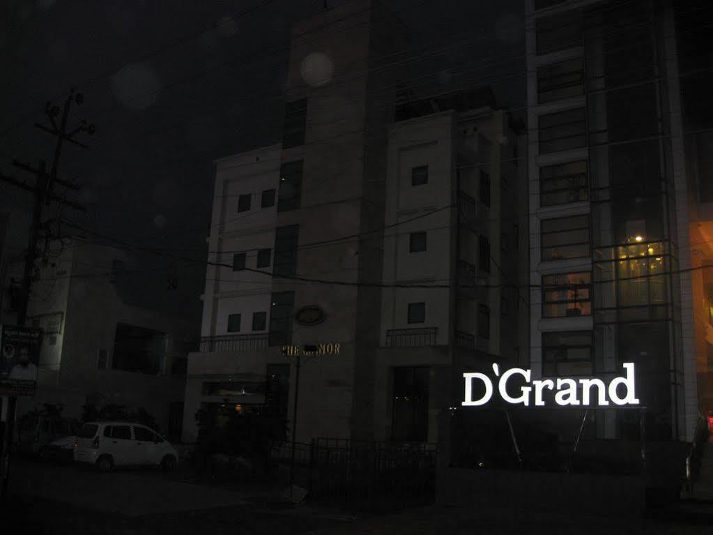 Hotel D'Grand Bareilly Exterior photo